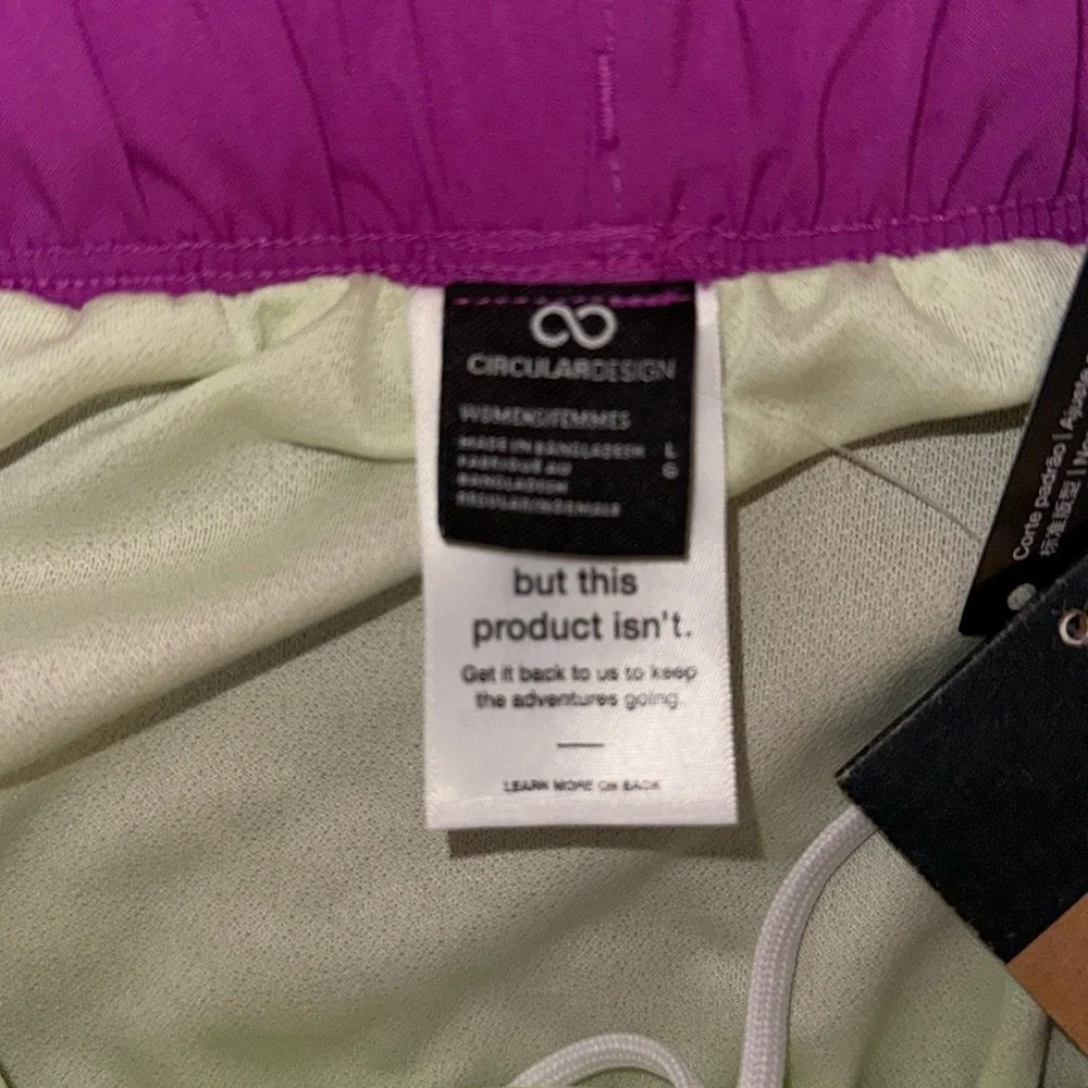 The North Face Elevation Shorts - Picture 8 of 9